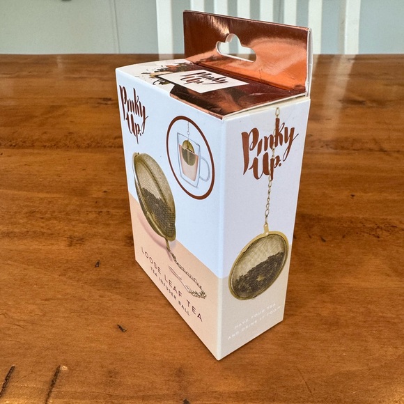 Pinky Up Tea Pot and 2x Tea infuser Balls - Picture 6 of 6